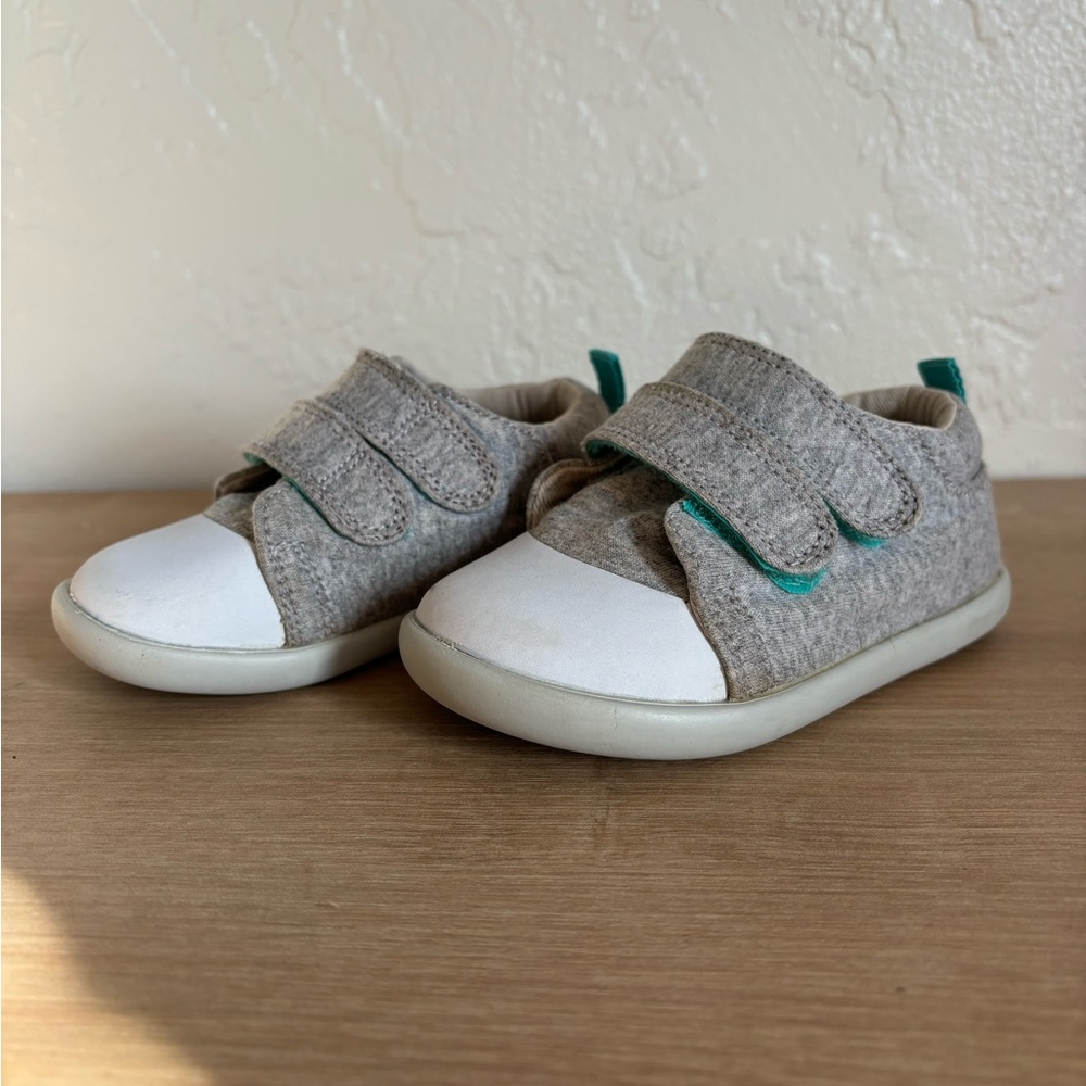Ten Little Toddler Shoe Size 6 Gray Sneakers with Velcro Strap